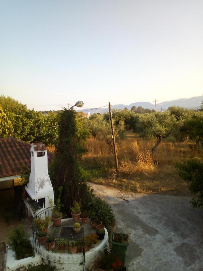 Εξοχικό Σπίτι Καντηρακασ Villa Gythio Bagian luar foto